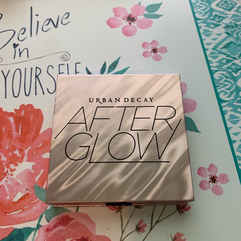 Urban decay highlight palette